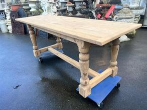 French cleaned oak table