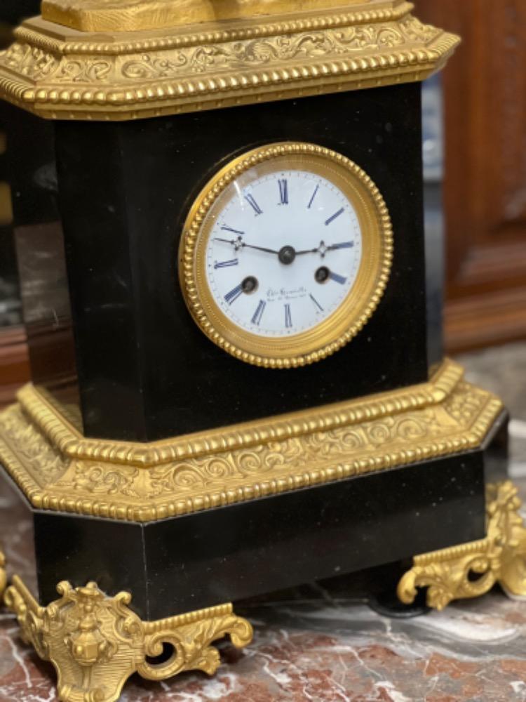 Napoleon 3 clockset with bronze putti 