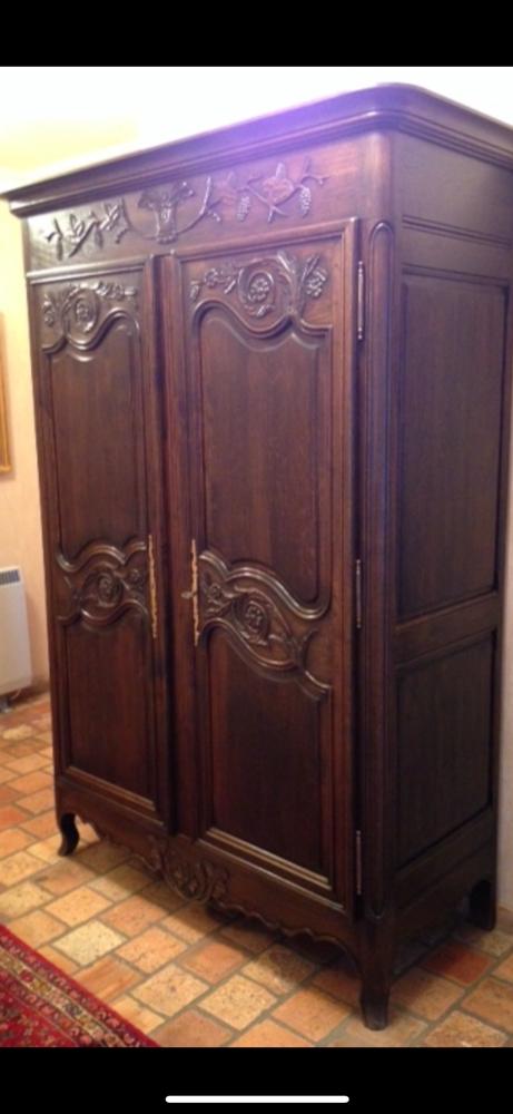 Solid massif 2 doors cabinet