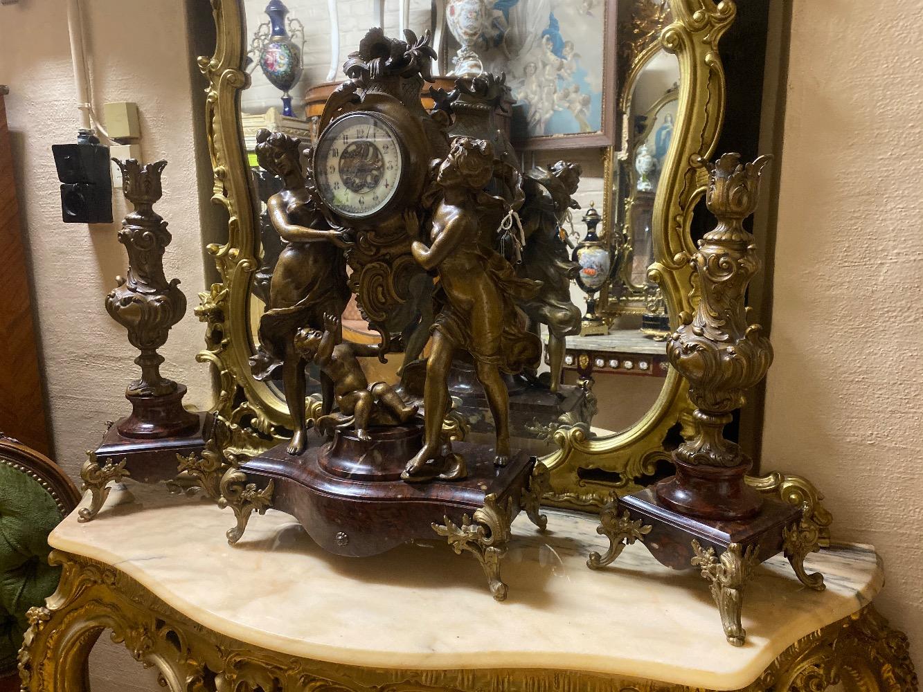 Superb mantle clock set in spelter