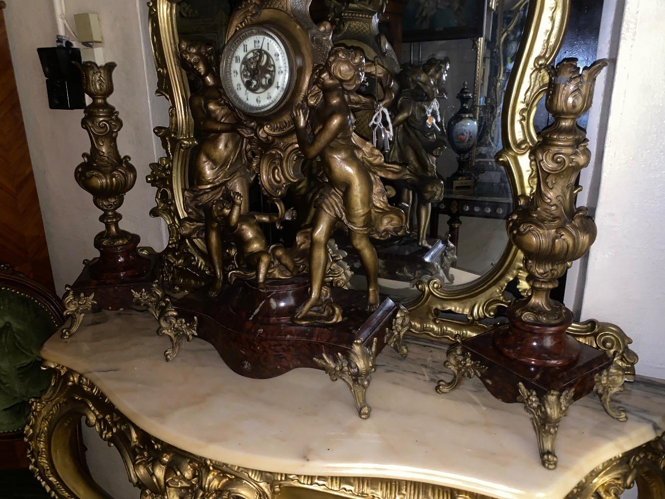 Superb mantle clock set in spelter