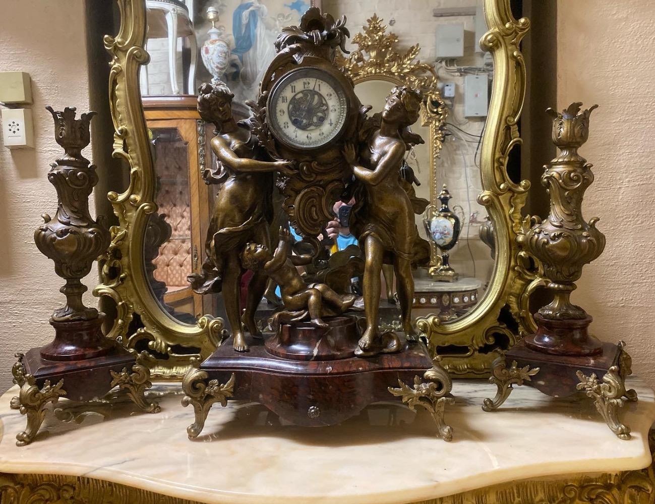 Superb mantle clock set in spelter